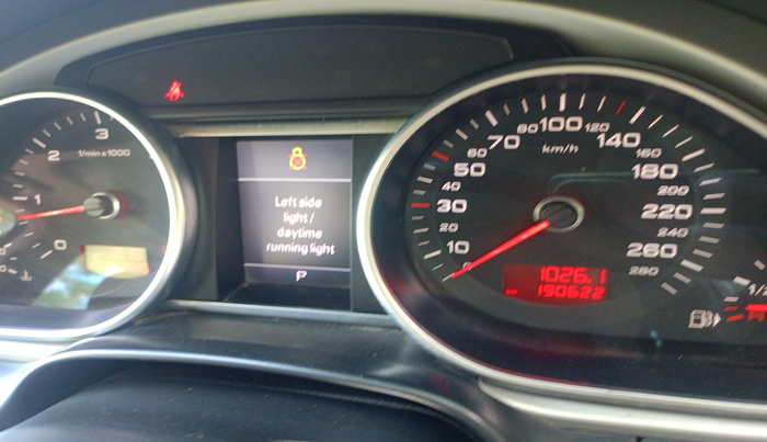 2011 Audi Q7 3.0 TDI QUATTRO, Diesel, Automatic, 1,90,662 km, interior