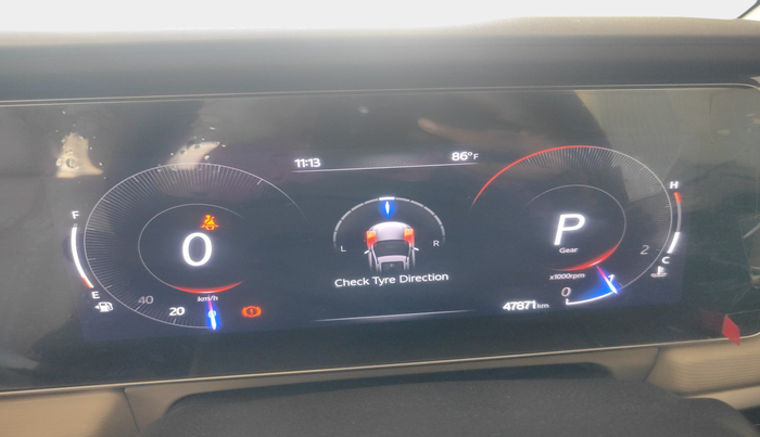 2022 Mahindra XUV700 AX 5 D AT 7 STR, Diesel, Automatic, 47,871 km, interior