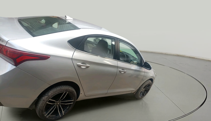 2017 Hyundai Verna 1.6 VTVT SX, Petrol, Manual, 83,108 km, exterior