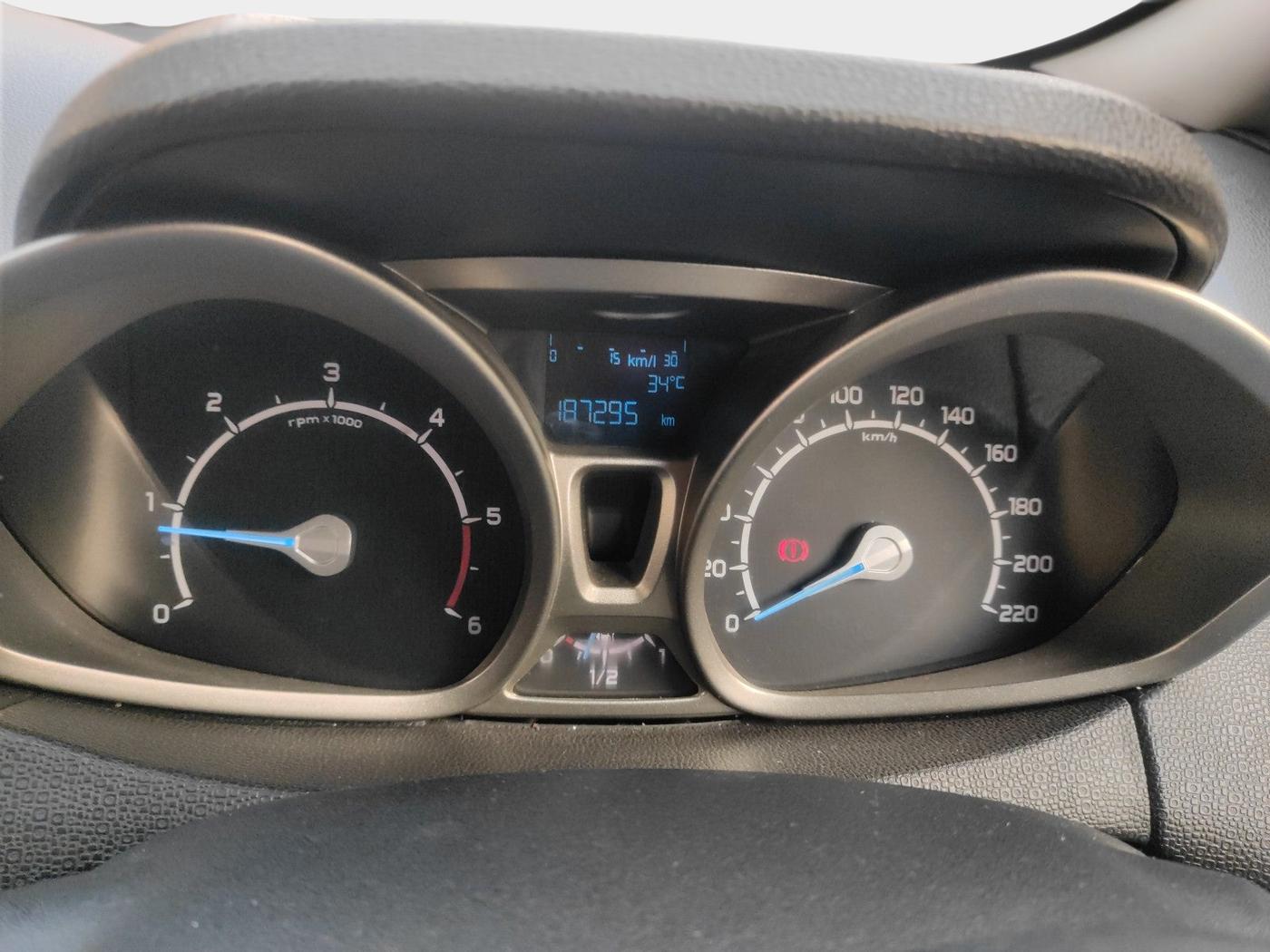 2016 Ford Ecosport TITANIUM 1.5L DIESEL, Diesel, Manual, 1,87,295 km, interior