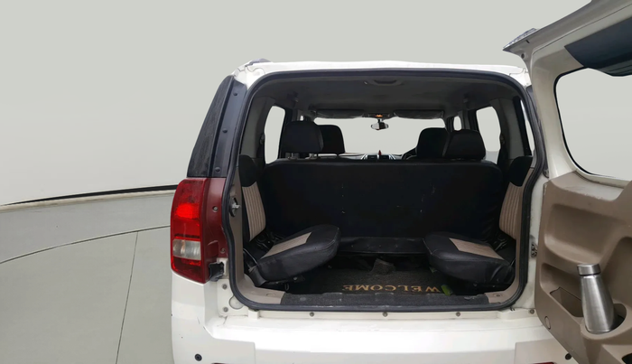 2015 Mahindra TUV300 T8, Diesel, Manual, 76,737 km, exterior