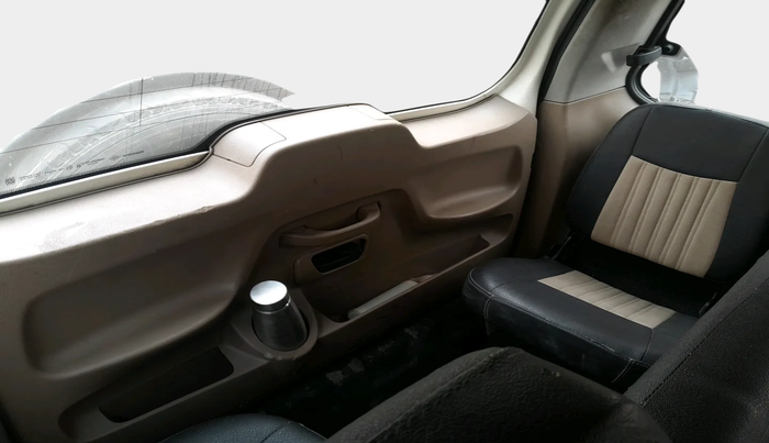 2015 Mahindra TUV300 T8, Diesel, Manual, 76,737 km, interior