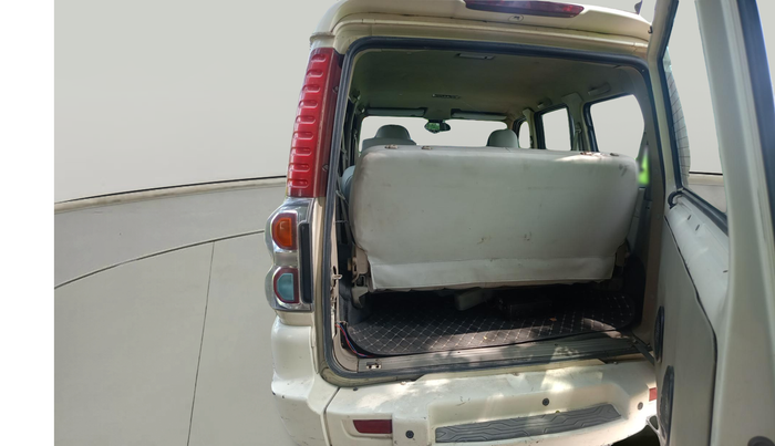 2013 Mahindra Scorpio VLX 2WD AIRBAG, Diesel, Manual, 2,30,434 km, exterior