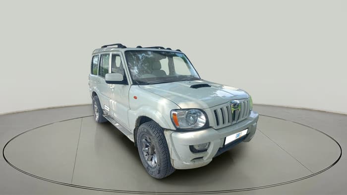 2013 Mahindra Scorpio VLX 2WD AIRBAG, Diesel, Manual, 2,30,434 km, exterior