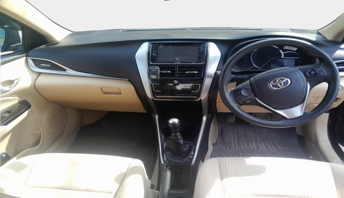 2018 Toyota YARIS G MT, Petrol, Manual, 83,308 km, interior