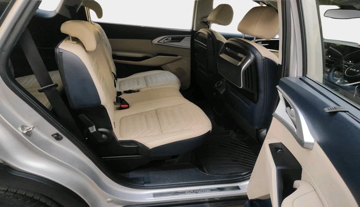 2022 KIA CARENS LUXURY PLUS 1.4 PETROL DCT 7 STR, Petrol, Automatic, 37,657 km, interior