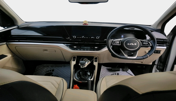 2022 KIA CARENS LUXURY PLUS 1.4 PETROL DCT 7 STR, Petrol, Automatic, 37,657 km, interior