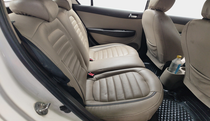 2011 Hyundai i20 SPORTZ 1.2, Petrol, Manual, 98,293 km, interior