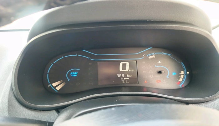 2021 Renault Kwid RXT 1.0 (O), Petrol, Manual, 38,315 km, interior