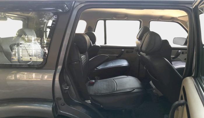 2022 Mahindra SCORPIO CLASSIC S11 7STR, Diesel, Manual, 38,471 km, interior