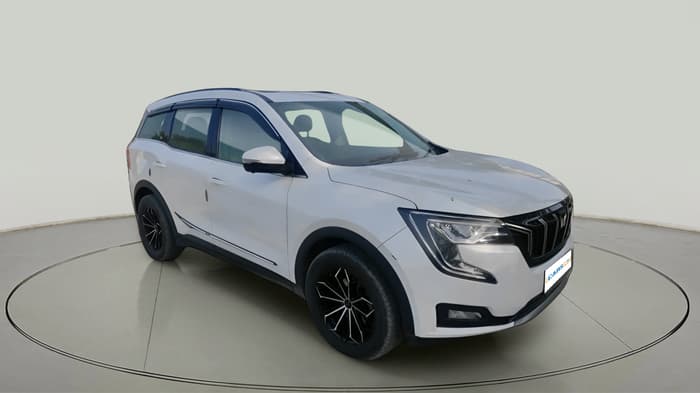 2023 Mahindra XUV700 AX 7 LUXURY D AWD AT 7 STR, Diesel, Automatic, 49,716 km, exterior