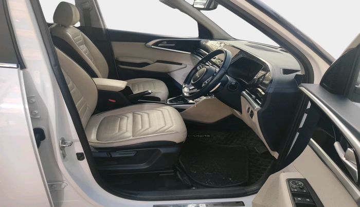 2022 KIA CARENS LUXURY PLUS 1.5 DIESEL AT 6 STR, Diesel, Automatic, 76,189 km, interior