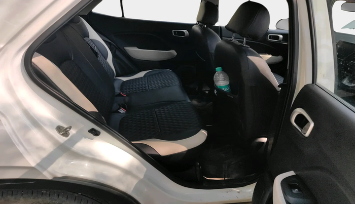 2022 Hyundai VENUE S 1.2, Petrol, Manual, 19,631 km, interior