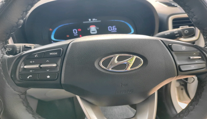 2022 Hyundai VENUE S 1.2, Petrol, Manual, 19,631 km, interior