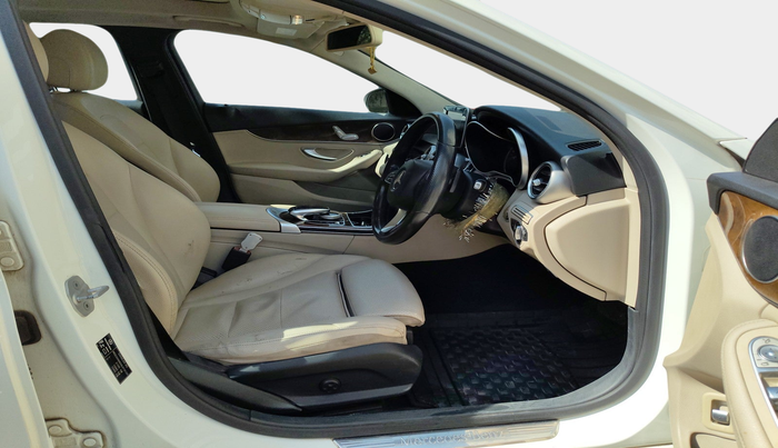 2016 Mercedes Benz C Class C 220 CDI AVANTGARDE, Diesel, Automatic, 1,03,672 km, interior