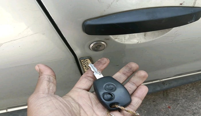 2013 Renault Duster 85 PS RXE DIESEL, Diesel, Manual, 1,18,969 km, interior