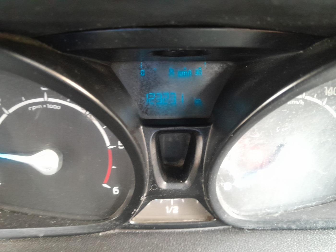 2015 Ford Ecosport TREND 1.5L DIESEL, Diesel, Manual, 1,23,231 km, interior