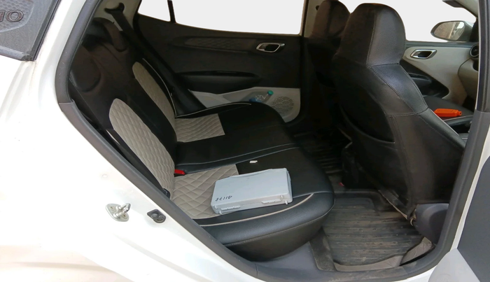 2020 Hyundai GRAND I10 NIOS SPORTZ 1.2 KAPPA VTVT, Petrol, Manual, 45,157 km, interior