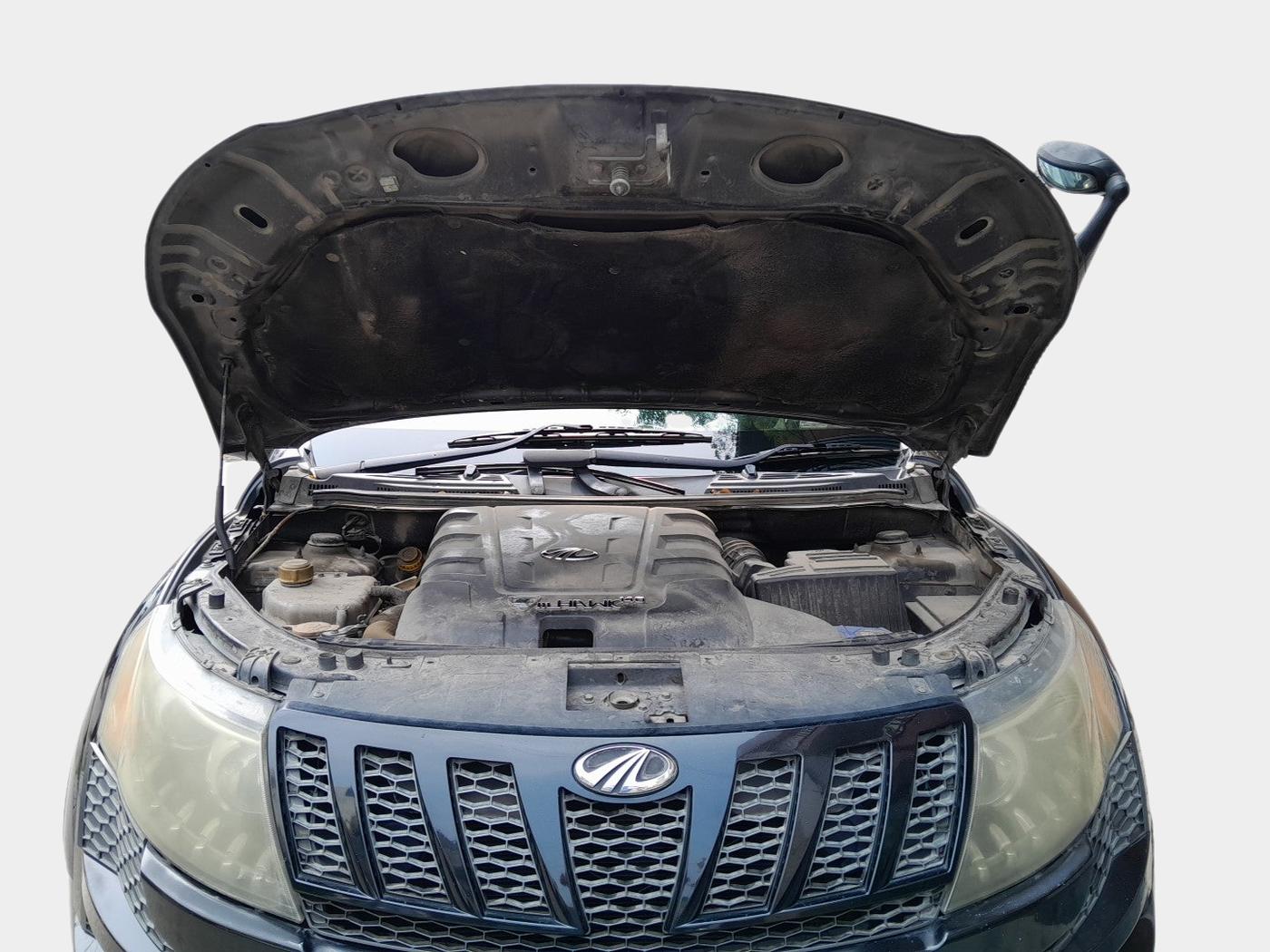 2015 Mahindra XUV500 W8, Diesel, Manual, 1,87,419 km, exterior