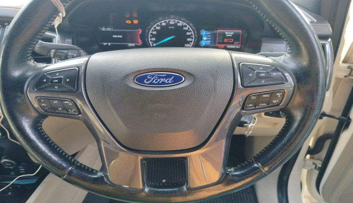 2016 Ford Endeavour TITANIUM 3.2 4X4 AT, Diesel, Automatic, 1,00,509 km, interior