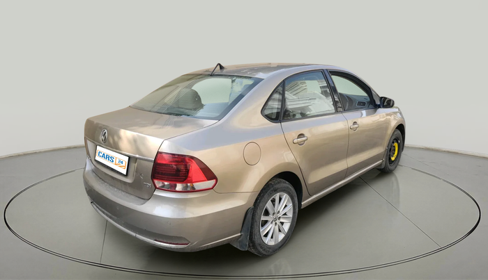 2016 Volkswagen Vento HIGHLINE 1.5 AT, Diesel, Automatic, 1,02,435 km, exterior