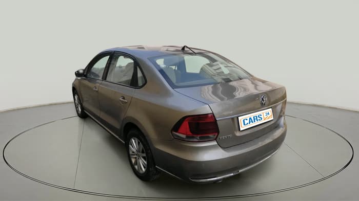 2016 Volkswagen Vento HIGHLINE 1.5 AT, Diesel, Automatic, 1,03,235 km, exterior
