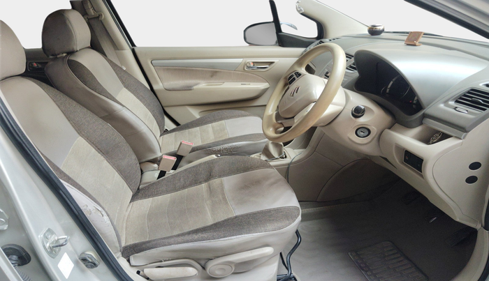 2014 Maruti Ertiga ZDI, Diesel, Manual, 78,901 km, interior