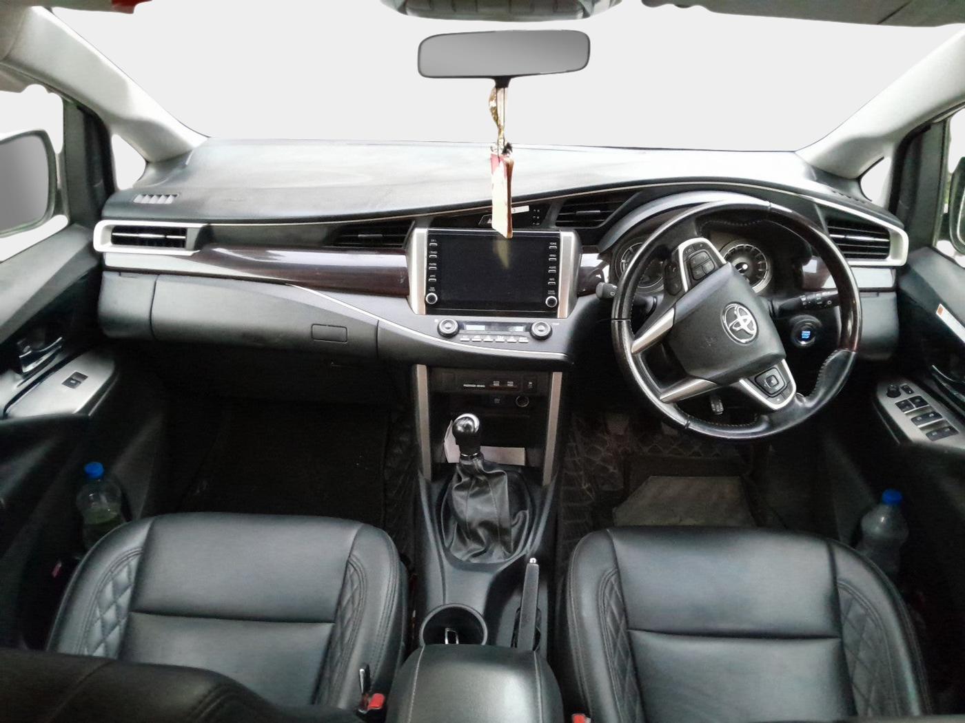 2021 Toyota Innova Crysta 2.4 VX 7 STR, Diesel, Manual, 74,100 km, interior