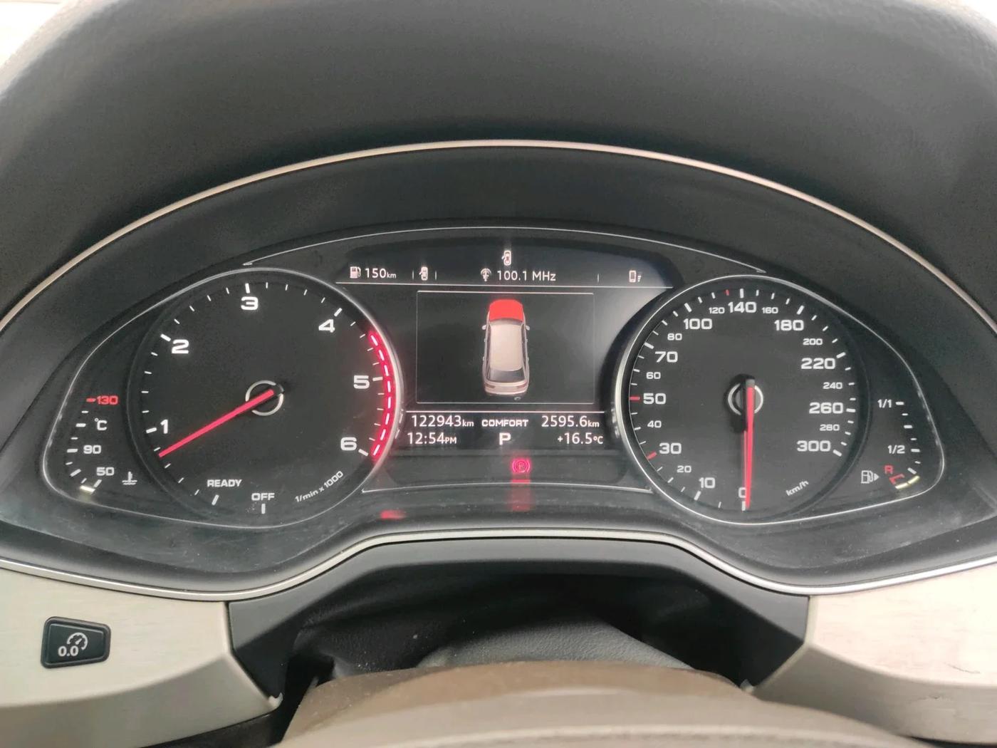 2016 Audi Q7 45 TDI QUATTRO PREMIUM PLUS, Diesel, Automatic, 1,22,943 km, interior