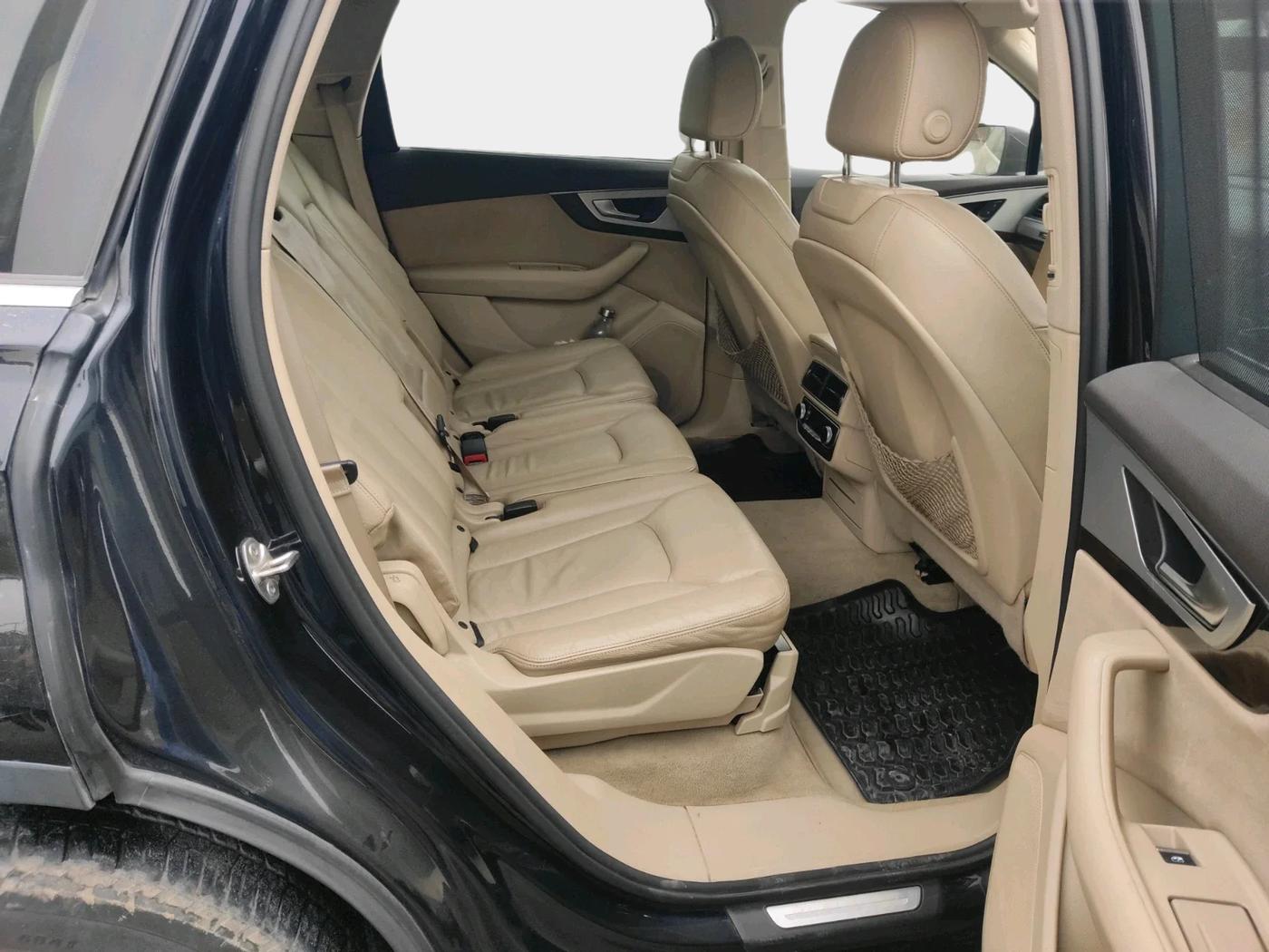2016 Audi Q7 45 TDI QUATTRO PREMIUM PLUS, Diesel, Automatic, 1,22,943 km, interior