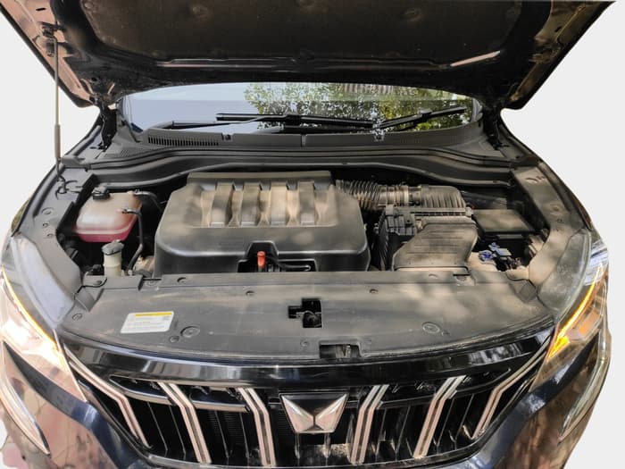 2023 Mahindra XUV700 AX 7 LUXURY P AT 7 STR, Petrol, Automatic, 30,577 km, exterior