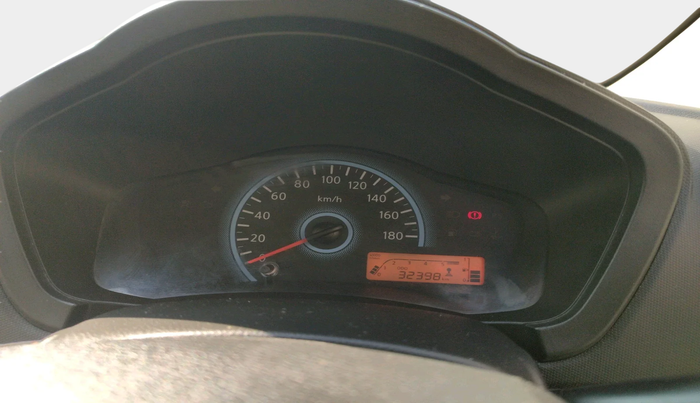 2017 Datsun Redi Go T (O), Petrol, Manual, 32,398 km, interior