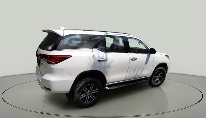 2017 Toyota Fortuner 2.8 4X2 AT, Diesel, Automatic, 1,28,619 km, exterior