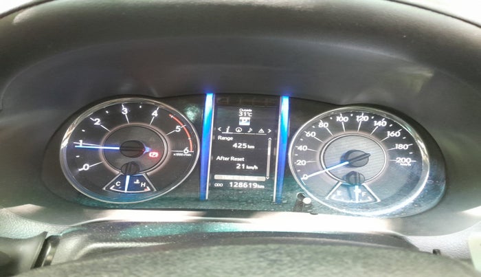 2017 Toyota Fortuner 2.8 4X2 AT, Diesel, Automatic, 1,28,619 km, interior