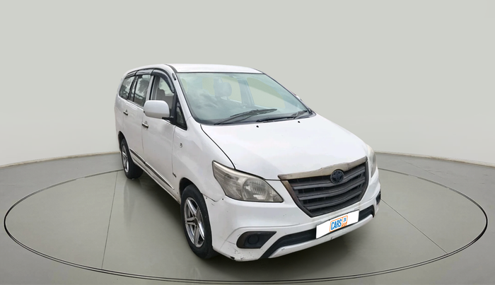 2015 Toyota Innova 2.5 GX 8 STR, Diesel, Manual, 1,08,979 km, exterior