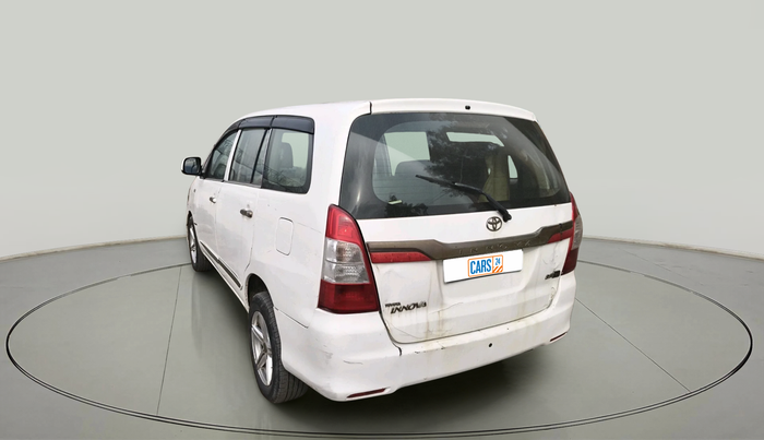 2015 Toyota Innova 2.5 GX 8 STR, Diesel, Manual, 1,08,979 km, exterior