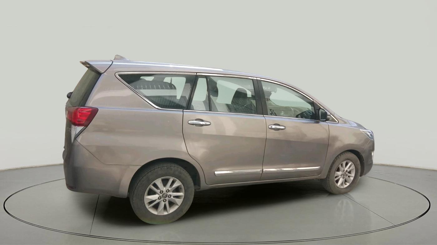 2018 Toyota Innova Crysta 2.4 VX 7 STR, Diesel, Manual, 95,601 km, exterior