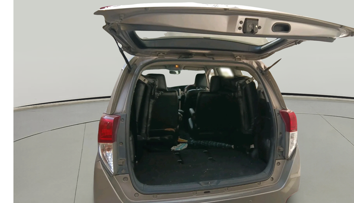 2018 Toyota Innova Crysta 2.4 VX 7 STR, Diesel, Manual, 95,601 km, exterior