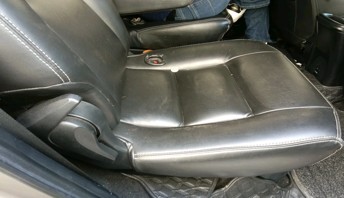 2018 Toyota Innova Crysta 2.4 VX 7 STR, Diesel, Manual, 95,601 km, interior