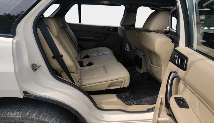 2020 Ford Endeavour TITANIUM PLUS 2.0 4X4 AT SUNROOF, Diesel, Automatic, 95,920 km, interior