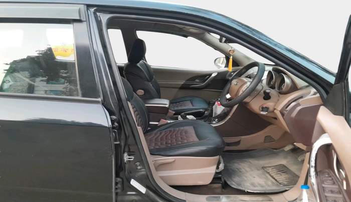 2012 Mahindra XUV500 W6, Diesel, Manual, 95,647 km, interior