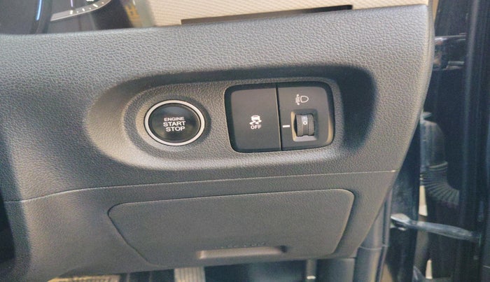 2022 Hyundai Creta SX (O) AT 1.5 DIESEL, Diesel, Automatic, 55,276 km, interior