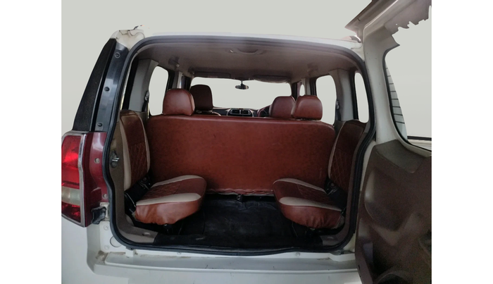 2016 Mahindra TUV300 T8, Diesel, Manual, 1,68,125 km, exterior