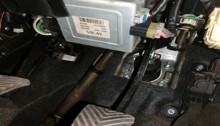 2013 Hyundai New Elantra 1.8 S VTVT, Petrol, Manual, 1,06,475 km, interior