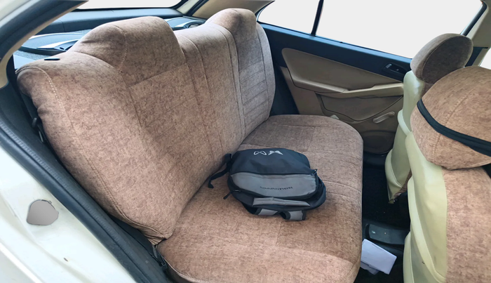 2011 Tata Indica Vista LS QUADRAJET, Diesel, Manual, 86,312 km, interior