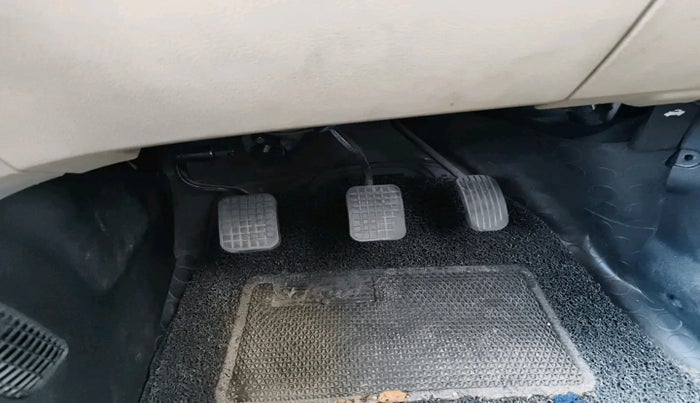 2011 Tata Indica Vista LS QUADRAJET, Diesel, Manual, 86,312 km, interior