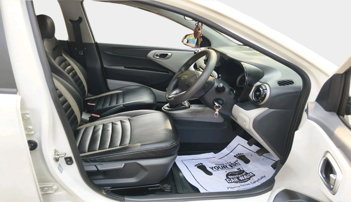 2020 Hyundai GRAND I10 NIOS SPORTZ 1.2 KAPPA VTVT, Petrol, Manual, 53,342 km, interior