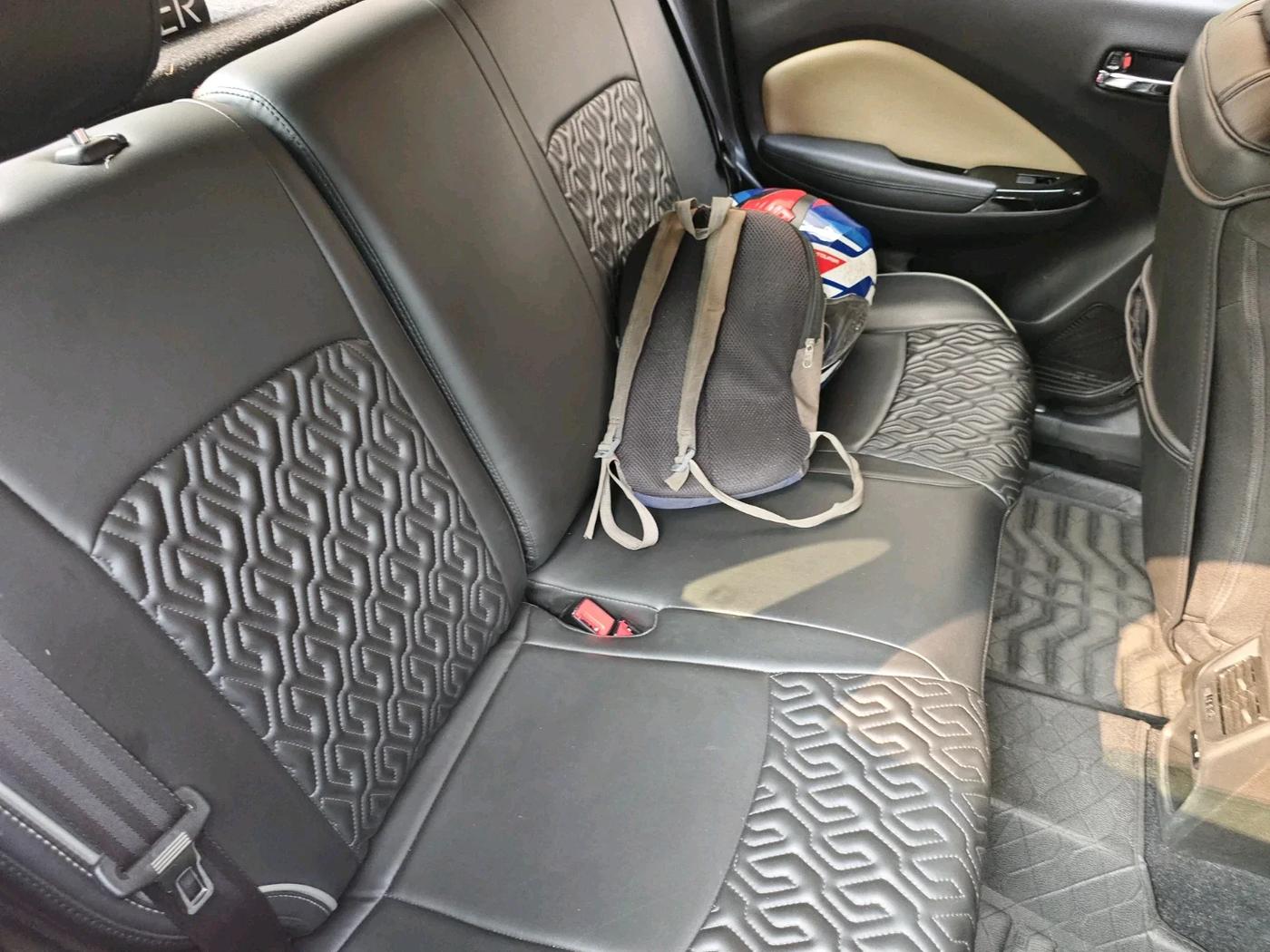 2023 Toyota Glanza V AMT, Petrol, Automatic, 32,933 km, interior