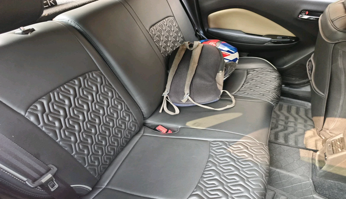 2023 Toyota Glanza V AMT, Petrol, Automatic, 32,933 km, interior