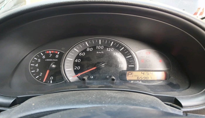 2018 Nissan Micra XL CVT, Petrol, Automatic, 65,987 km, interior